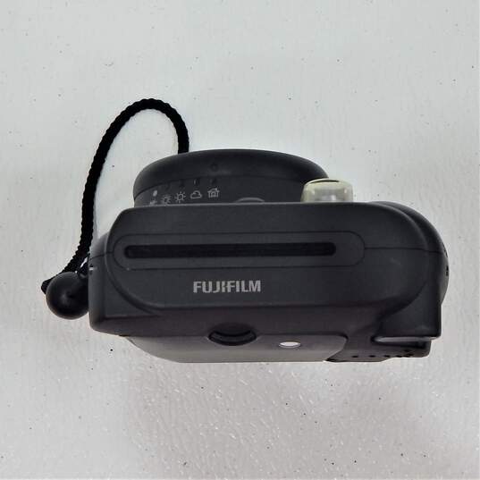 Fujifilm Instax Mini 8 Instant Film Camera Black image number 5
