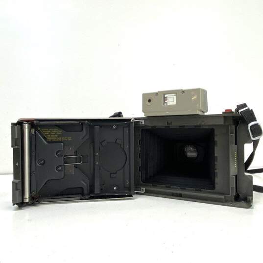 Vintage Lot of 2 Assorted Polaroid Land Instant Cameras image number 7