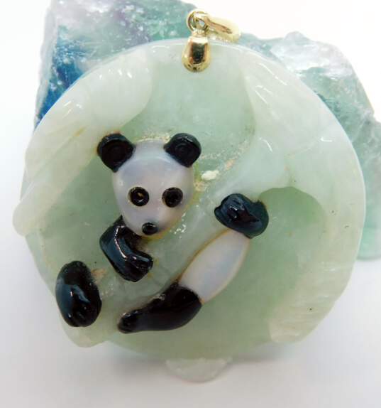 14K Gold Bail Carved Jade Onyx & Mother of Pearl Panda Climbing Bamboo Circle Statement Pendant 17.7g image number 3
