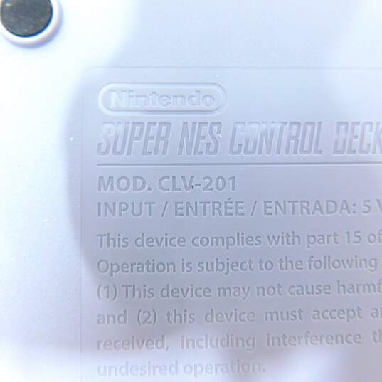 SNES Super Nintendo Classic Edition image number 8