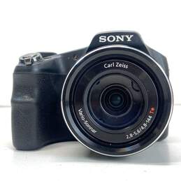 Sony Cyber-shot DSC-HX200V 18.2MP Digital Camera (For Parts or Repair)