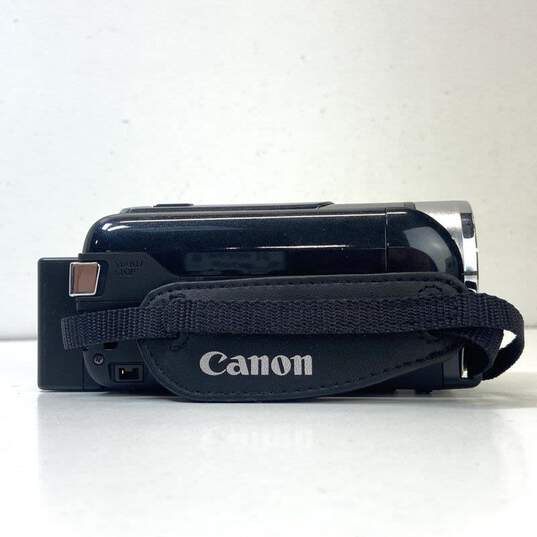 Canon VIXIA HF R40 8GB HD Camcorder image number 7