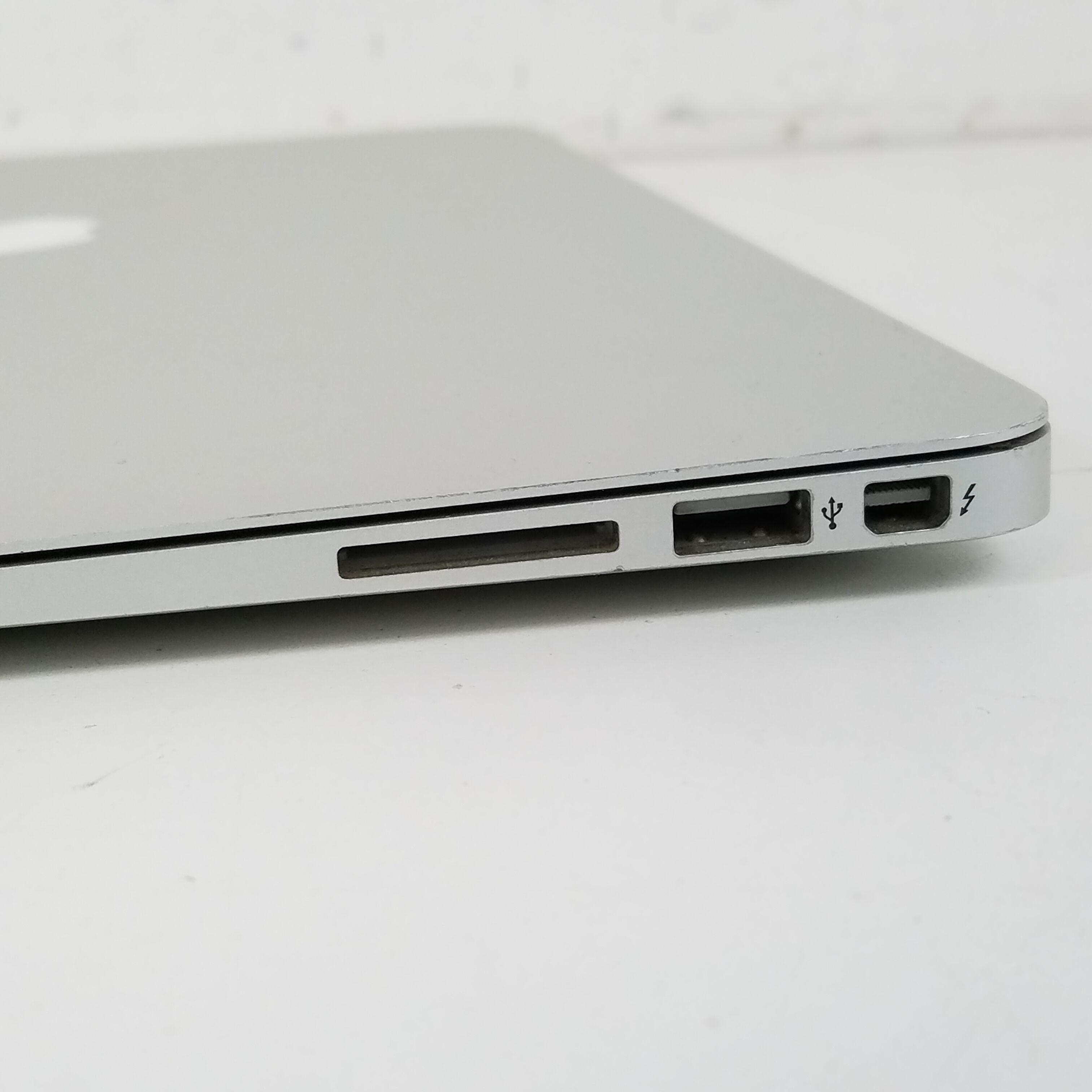macbook air model a1369 year