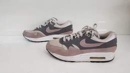Nike Air Max 1 Sneakers Size 8.5