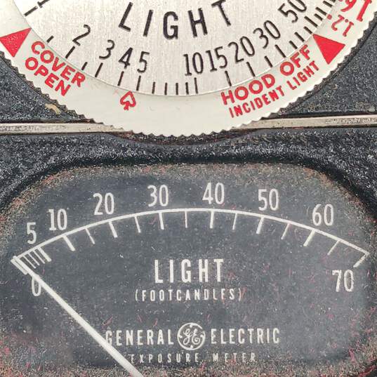 Vintage GE Exposure Meter Type DW-68 in Leather Case image number 4
