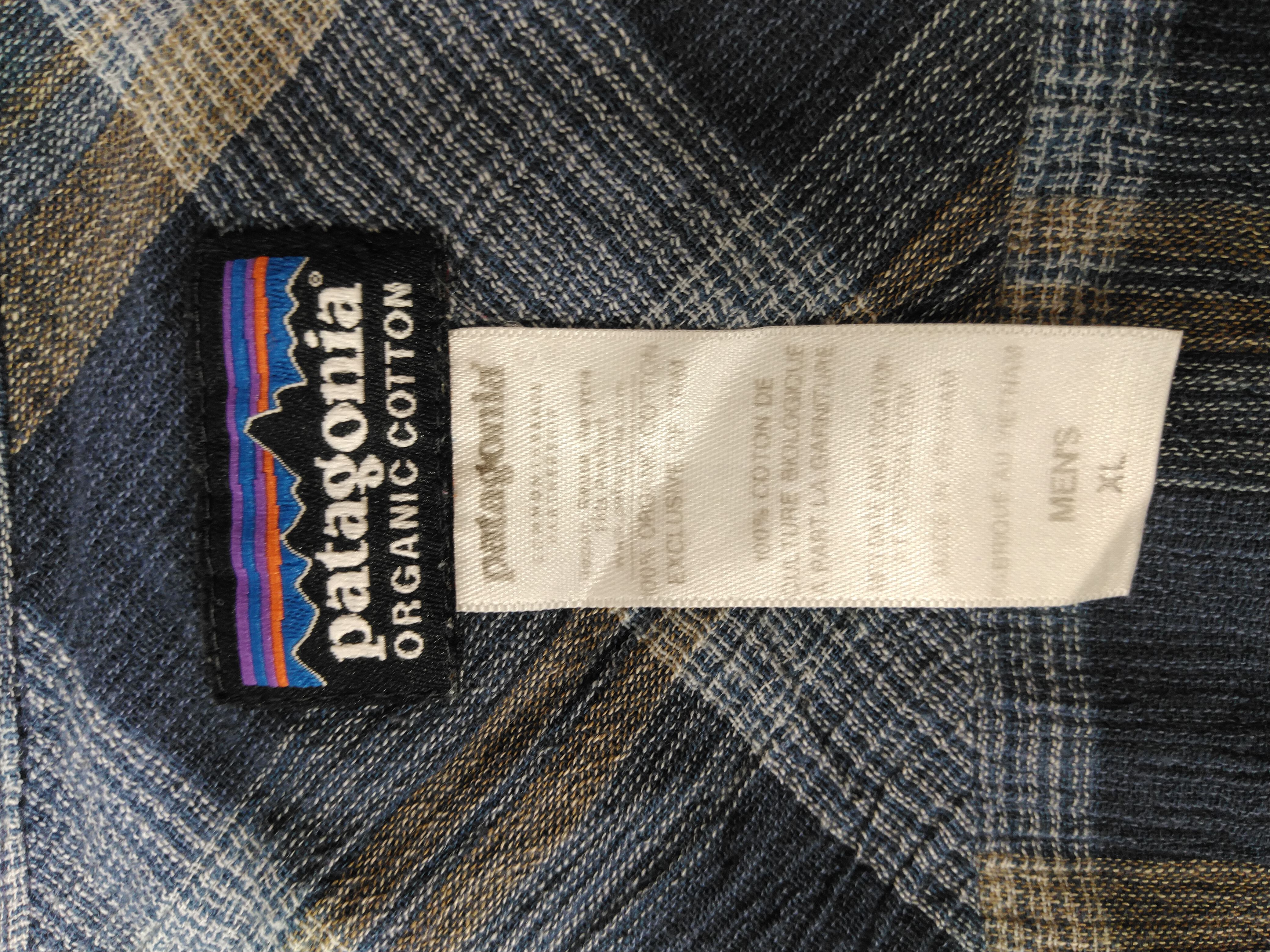 Buy the Patagonia Men's Blue Plaid Organic Cotton LS Button Up