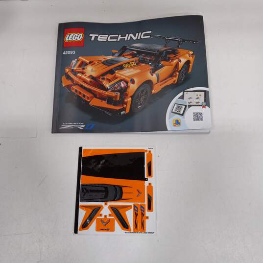 LEGO SET #579 TECNIC BOS OPENED BUT PARTS ARE NOT image number 3