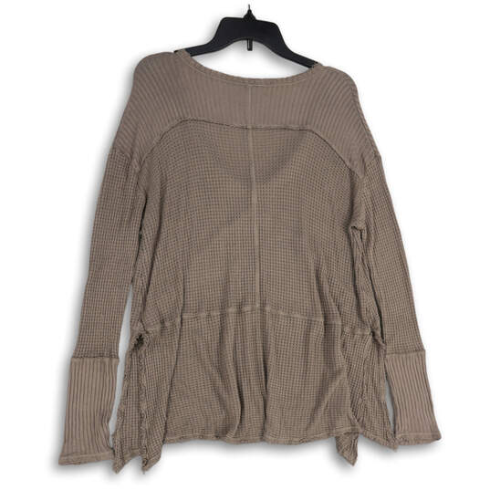 Womens Taupe Long Sleeve V-Neck Pullover Blouse Top Size Medium image number 2