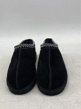 Women's Ugg Size 6 Black Slippers