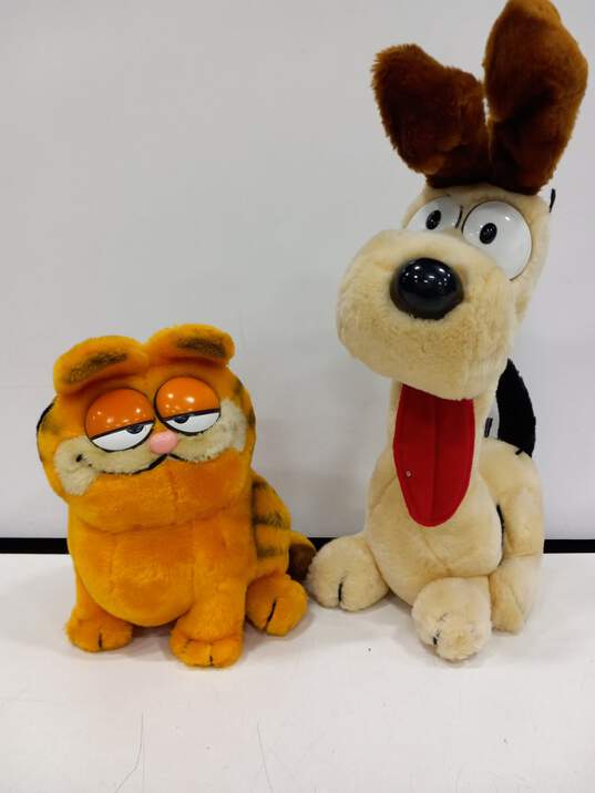 United Feature Syndicate Pair of Odie & Garfield Plush Toys image number 1