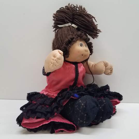 1985 Coleco Cabbage Patch World Traveler Spain Girl image number 2
