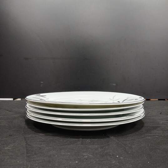 Noritake Rosamor Dinner Plates 5pc Lot image number 6
