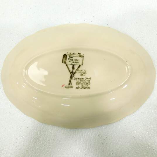 Johnson Bros THE FRIENDLY VILLAGE The Well Gravy Boat & Underplate image number 7