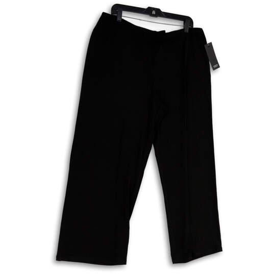 Buy the NWT Womens Black Flat Front Pockets Regular Fit Capri