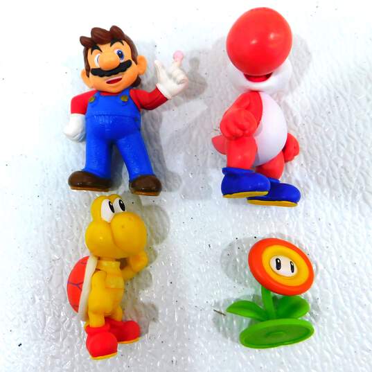 Jakks Pacific Super Mario Bros 3” Mini Figures Lot of 12 Yoshi Flower Luigi image number 3