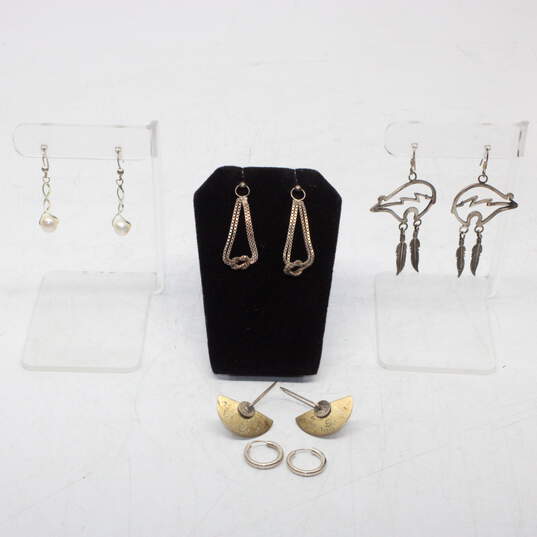 Assortment of 5 Pairs Sterling Silver Earrings - 17.4g image number 1