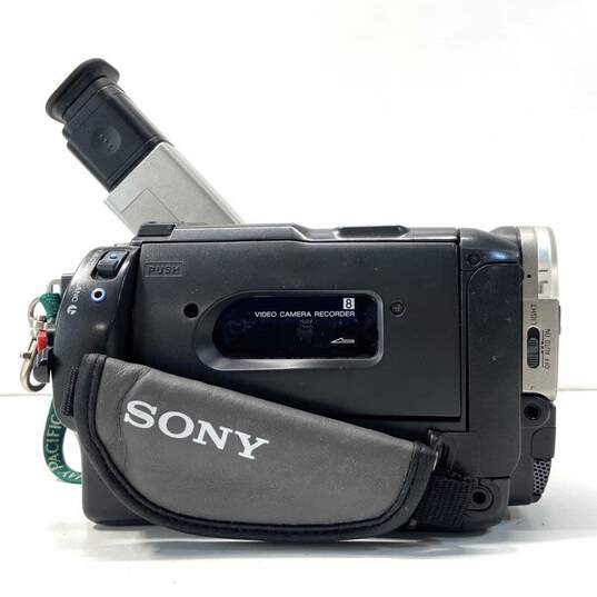 Sony Handycam Vision CCD-TRV37 Video8 Camcorder image number 5