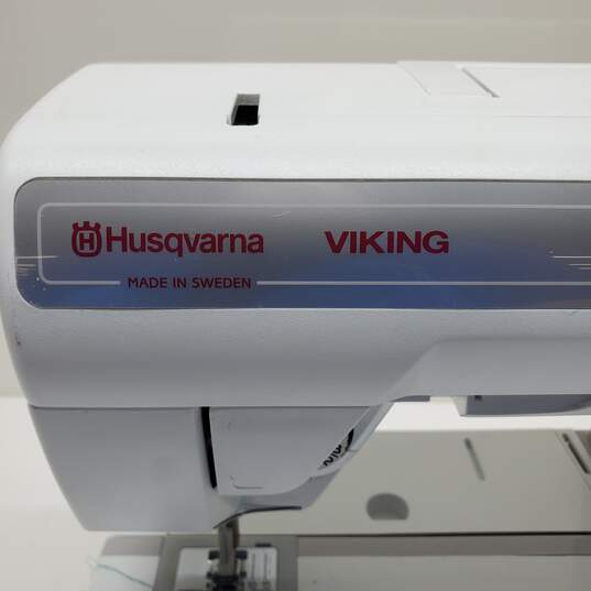 Vintage Husqvarna Viking Prelude 340 Swedish Sewing Machine Untested image number 5