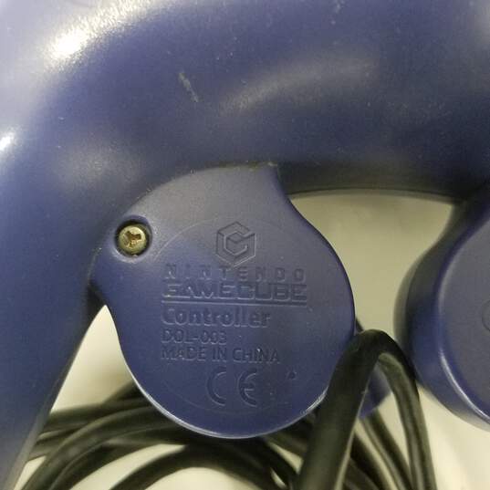 Nintendo GameCube Controller for Parts and Repair image number 4