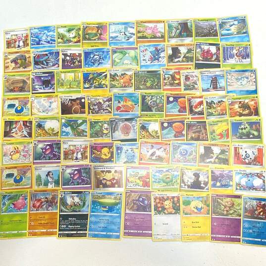 Assorted Pokémon TCG Common, Uncommon and Rare Trading Cards (600 Plus Cards) image number 2