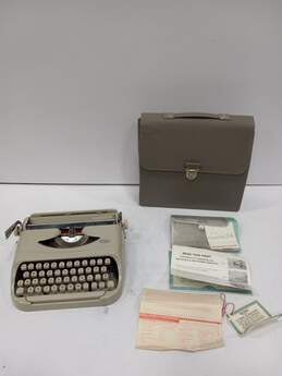 Royal Royalite '64 Manual Typewriter with Owner's Manual in Case