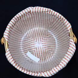 1999 Longaberger Brand Handwoven Basket w/ Handle, Plastic and Fabric Liners alternative image