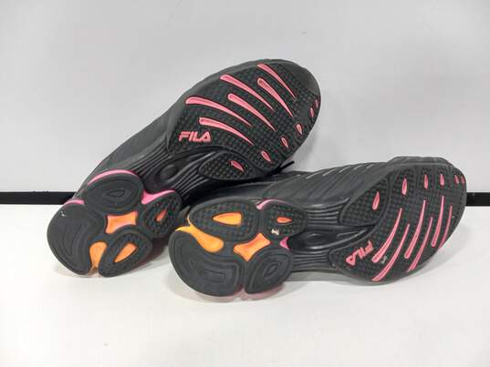 Women's Black & Pink Sneaker Shoes Size 9 image number 6