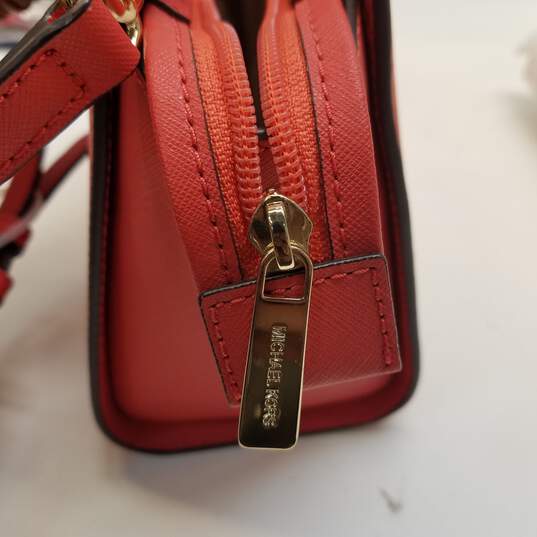Michael KORS Small Handbag. Red. Crossbody
