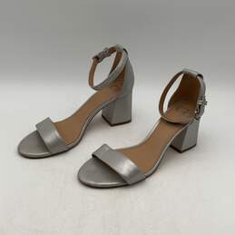 Gianni Bini Womens Silver Glitter Open Toe Block Heel Ankle Strap Sandals Sz 8 M