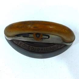 Vintage SAD Iron No 50 Wood Handle ENTERPRISE Philadelphia PA alternative image
