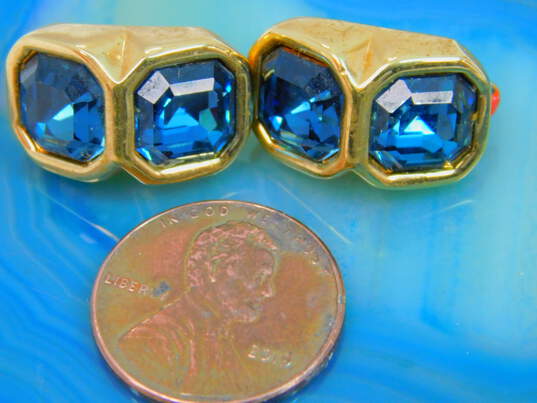 Vintage DS Co Daniel Swarovski Blue Crystal Gold Tone Clip-On Earrings 12.4g image number 4