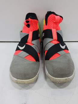 Men's Nike LeBron Soldier 12 Basketball Shoes Sz 10