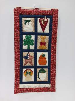 'Happy Everything' Holiday Wall Hanging Quilt