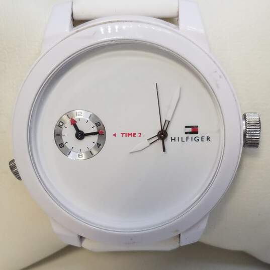 Tommy Hilfiger 42mm Men's Cool Sport White Silicone Watch 52.0g image number 2