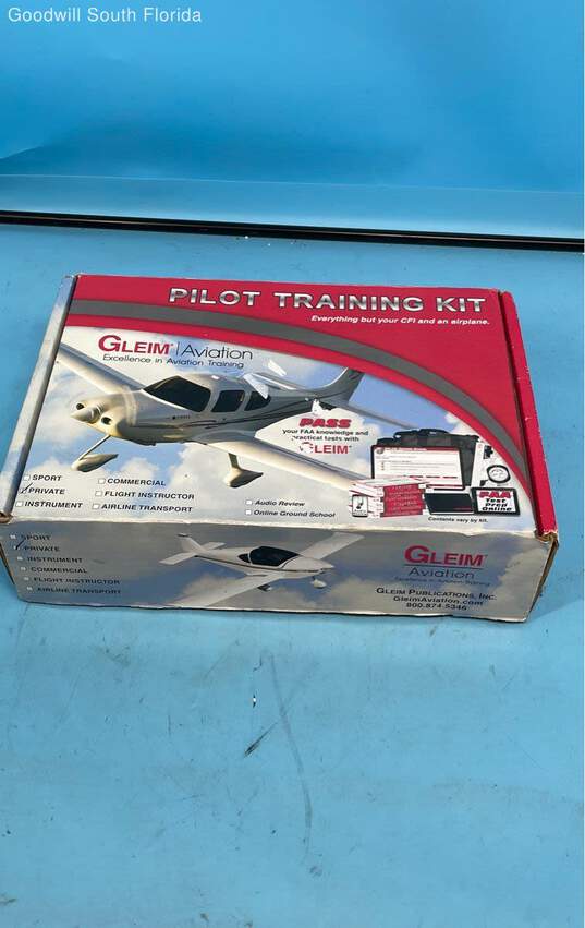 Gleim Aviation Pilot Training Kit image number 1