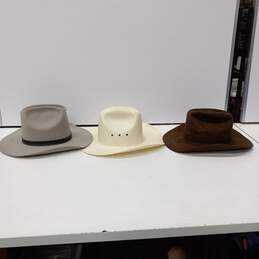 Bundle of 3 Cowboy In Various Colored Hats In Box alternative image