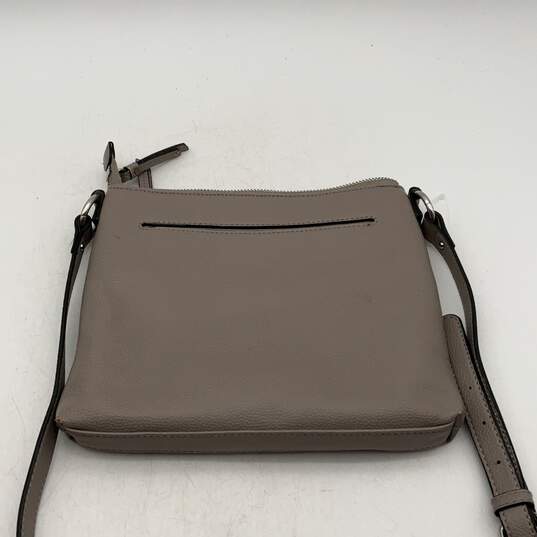 Dana Buchman Womens Gray Leather Zipper Adjustable Strap Crossbody Bag Purse image number 2