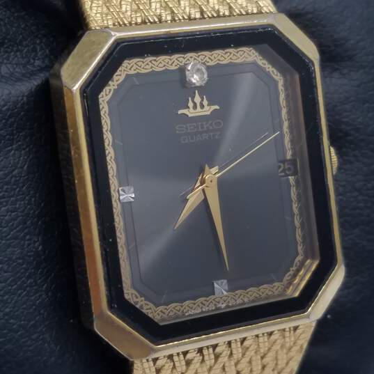 Vintage Seiko Tank with Mesh Gold Tone bracelet Stainless Steel Watch image number 4