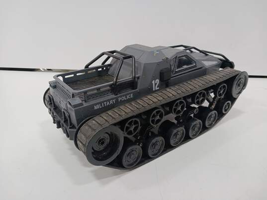 Dcenta 1/12 Remote Control Tank High Speed Off-Road All Terrain RC Car image number 3
