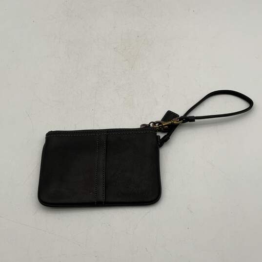 Womens Black Leather Zipper Logo Charm Wristlet Wallet image number 2