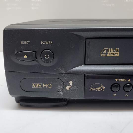 Samsung Video Cassette Recorder Model VR8060 image number 2