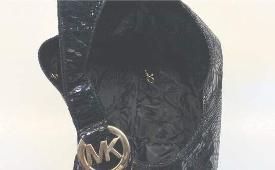 Michael Kors Fulton Python Embossed Shoulder Bag Black image number 5