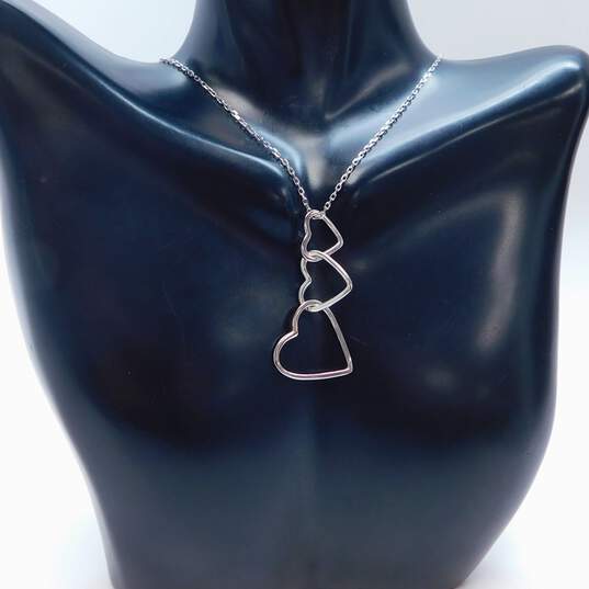 Contemporary 925 Graduated Interlocking Hearts Pendant Necklace Textured Hoop Earrings & Woven & Band Rings 12.8g image number 5