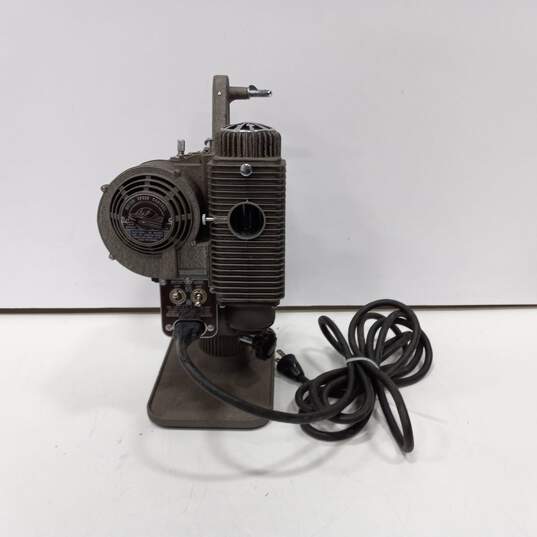 Revere Eight Home Style Movie Projector image number 1