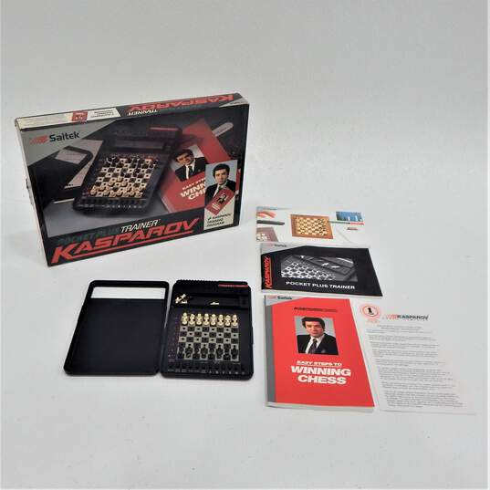 Saitek Kasparov Pocket Plus Trainer Chess Computer Game 1990 IOB TESTED image number 1