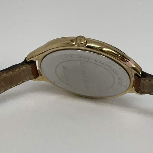 Designer Michael Kors Runway MK-2256 Brown Leather Strap Analog Wristwatch image number 4