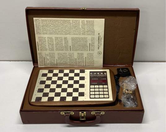 Fidelity Electronics Chess Challenger 10 Inch image number 2