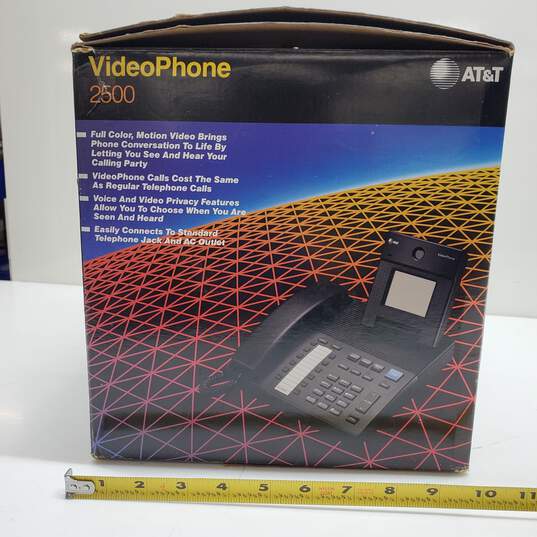 AT&T Videophone 2500 Office Equipment full color motion video image number 5