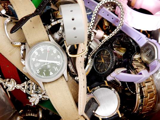 9.6LBS BULK Watches & Watch Parts image number 3