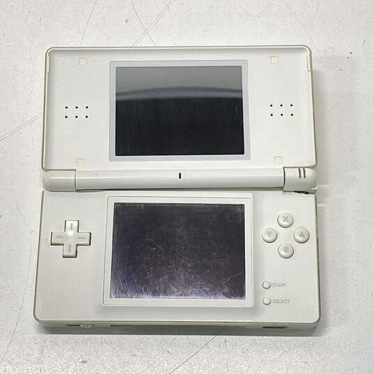 Nintendo DS Lite For Parts/Repair- White image number 2